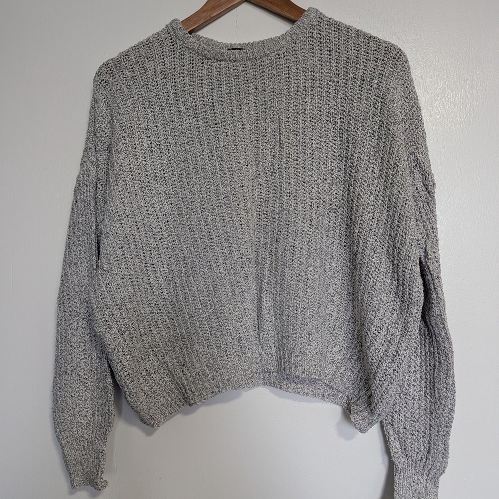 Brandy Melville Heather Grey Chunky Knit Crew Neck Sweater
